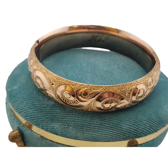 Antique Highly Detailed All Over Designed GF Bangle Bracelet Marked AAGCO 1/10 - Picture 3 of 8